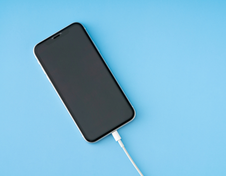 telefon der oplader